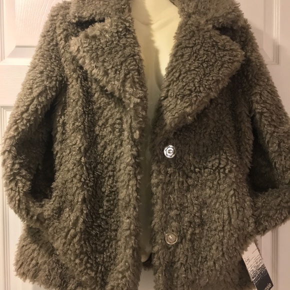 Kenzie Teddy Faux Fur Reversible Jacket NWT M - Picture 2 of 10